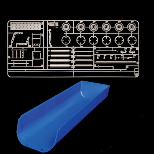 Italeri Dumper Trailer Model Kit  | 1:24