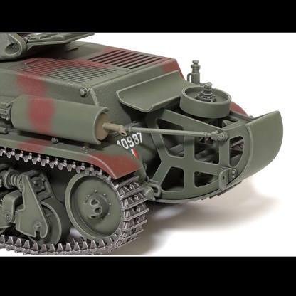 Tamiya French Light Tank H39 – 1/35 Scale Model Kit