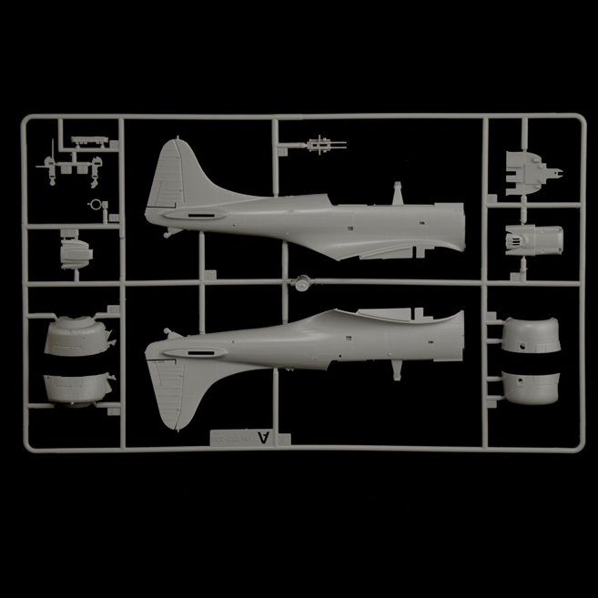 Italeri SBD-3 Dauntless | 1:48 Scale Model Kit