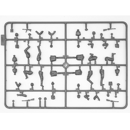 ICM T-34-76 with Soviet Tank Riders | 1:35
