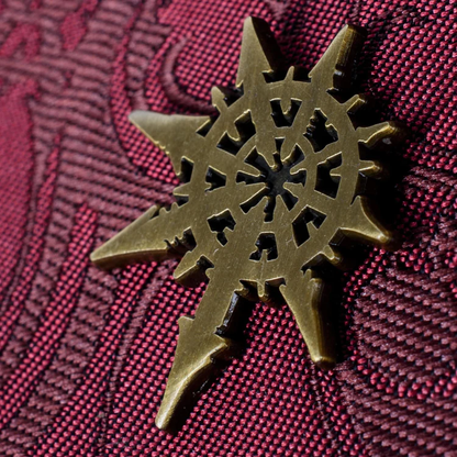 Warhammer 40k Chaos Tie, add a little Chaos to your day with this 100% polyester blend, Khorne red coloured tie with Chaos symbol logo detailing and removable pin badge.&nbsp;