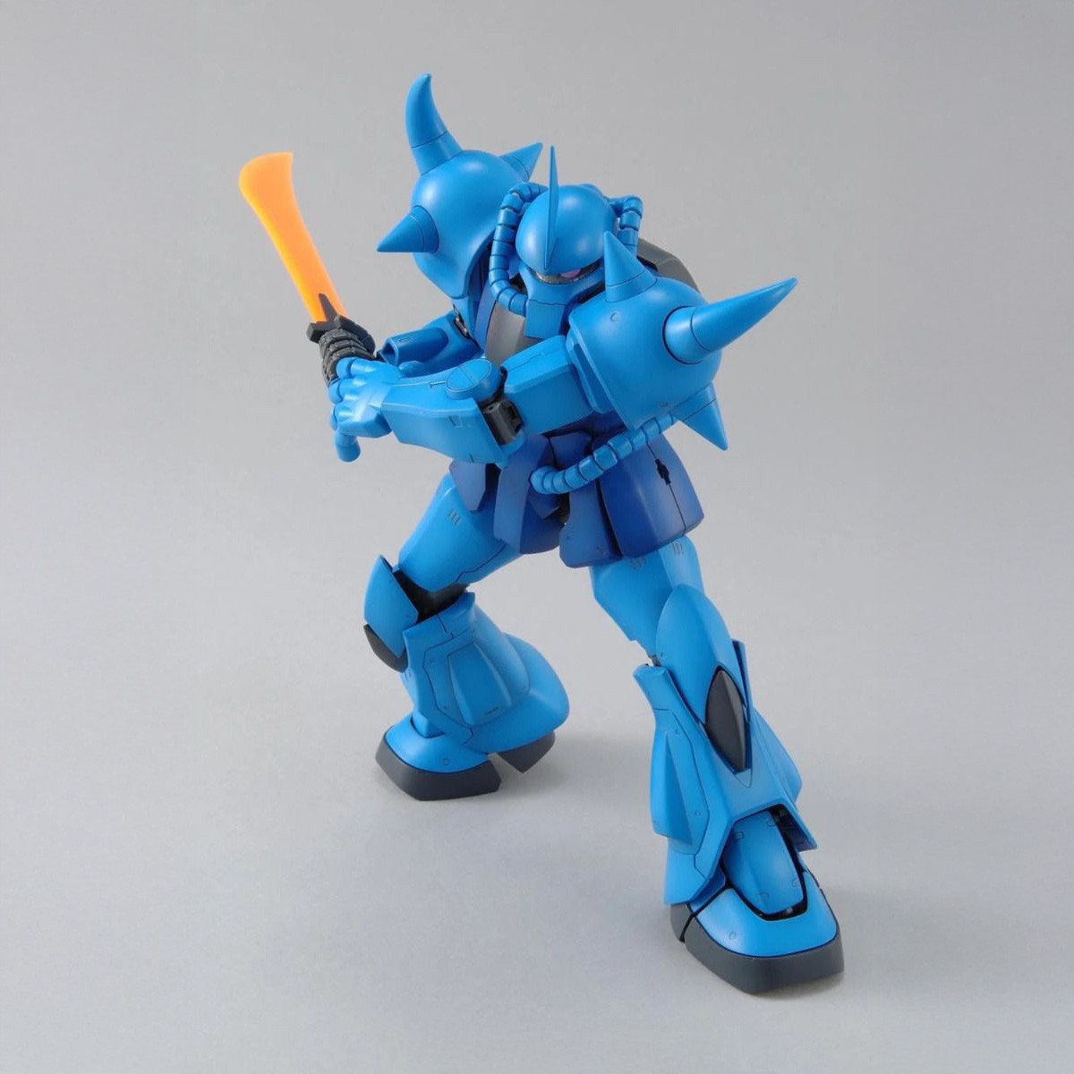 MG MS-07B-3 Gouf – 1/100 Bandai Gunpla