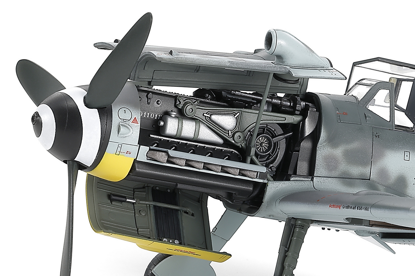 Tamiya Messerschmitt Bf109 G-6 Late Production - 1:48 Scale Plastic Model Kit