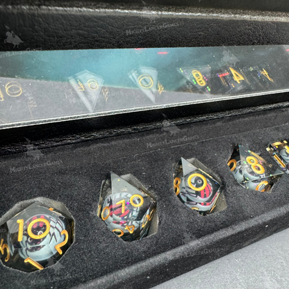 Red Spider Liquid Core Dice in Case With Gold Numbers