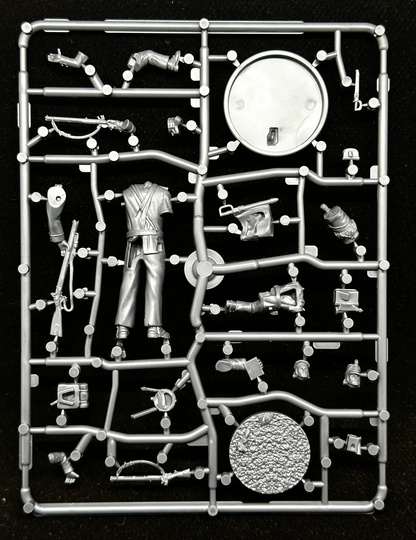Sharpe's Rifles Rifleman Harris 1809 - 28mm & 54mm Scale Miniatures