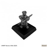 Lem, Iconic Halfling Bard - 8910...