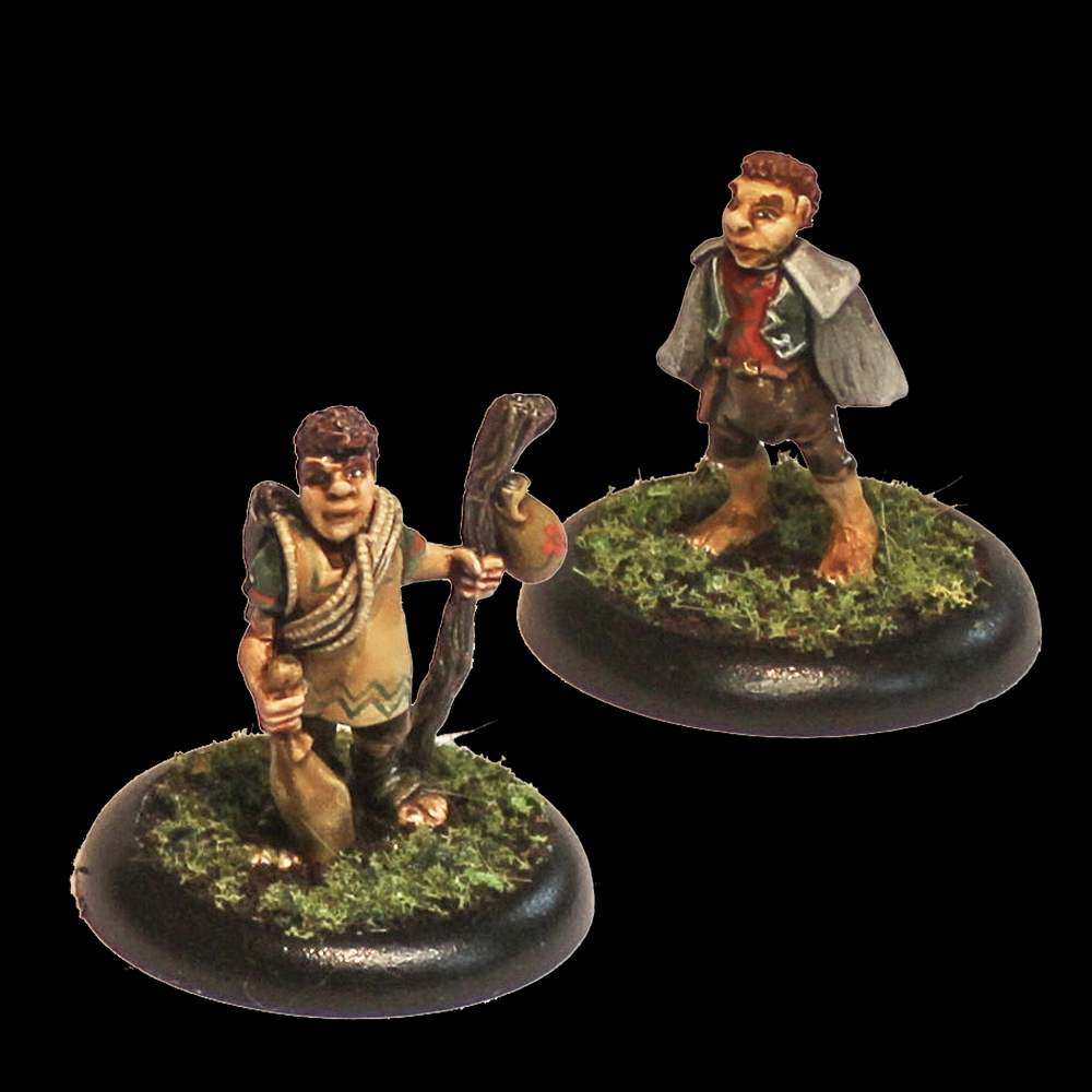 Oakbound Studio Cludbur. Two miniature figures on round bases with grass texture against a black background