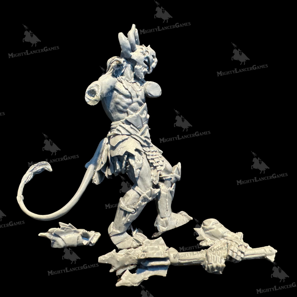 Oakbound Studio Gygjur Stone Giant. Gray fantasy figurine with a weapon on a black background