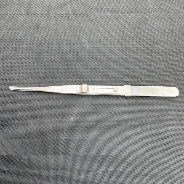 Side Lock Tweezer