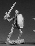 02015 - Skeleton Swordsman (Reaper DHL) :www.mightylancergames.co.uk