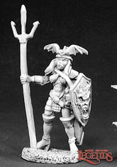 02405: D'Mona, Vampire Sculp...