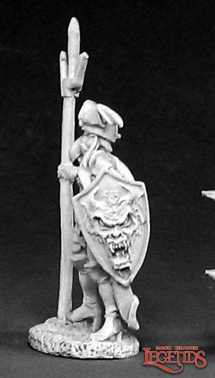 02405: D'Mona, Vampire Sculp...