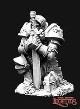 02906 Praying Paladin