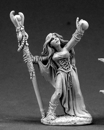 Reaper Dark Heaven Legends - 03354 Sarah the Seeress: www.mightylancergames.co.uk