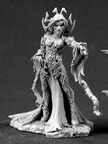 Reaper Miniatures 03361: Shaeress Nashanneth, Dark Elf Queen