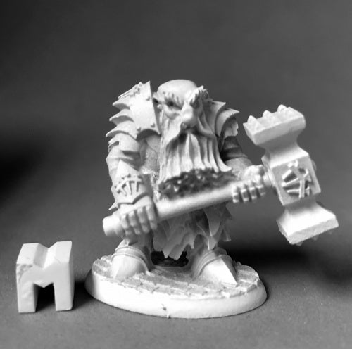 03898 - Dark Dwarf Pounder (Reaper DHL) :www.mightylancergames.co.uk 