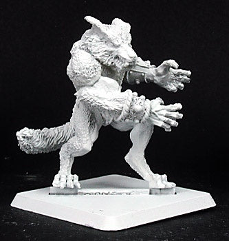 14239: Feral Hunter sculpted by Tim Prow: www.mightylancergames.co.uk