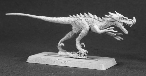 14475: Raptor sculpted by Dennis Mize
