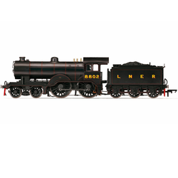 LNER, D16/3 Class, 4-4-0, 8802 - Era 3 - R3521- Hornby scale model locomotive in black 