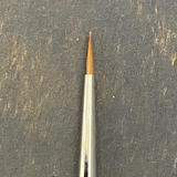Rosemary & Co Red Dot pointed round size 3 paintbrush.
