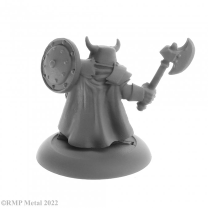 Borin Ironbrow a Dwarf Fighter from the Dark Heaven Legends metal range by Reaper Miniatures sculpted by Bobby Jackson. This dwarf fighter wears a horned helm, cloak and armour