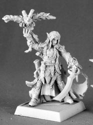 reaper miniatures 60032: Seltyiel Iconic Eldritch Knight 