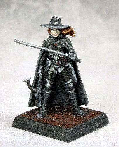 Reaper Pathfinder Miniatures - 60164 Vampire Hunter: www.mightylancergames.co.uk