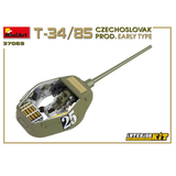 T-34/85 Czechoslovak Prod Early Type scale model kit from Miniart - turret view