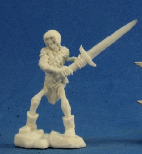 77238: Skeleton Guardian 2H Sword (3)