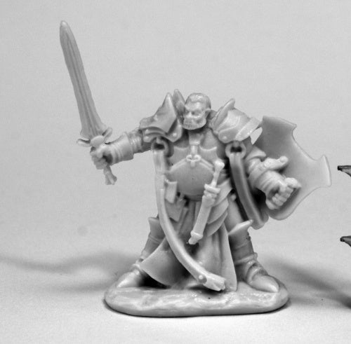 reaper miniatures 77438  Half Orc Paladin 