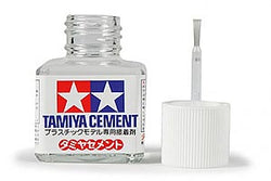 Tamiya Liquid Cement 40ml :www.mightylancergames.co.uk
