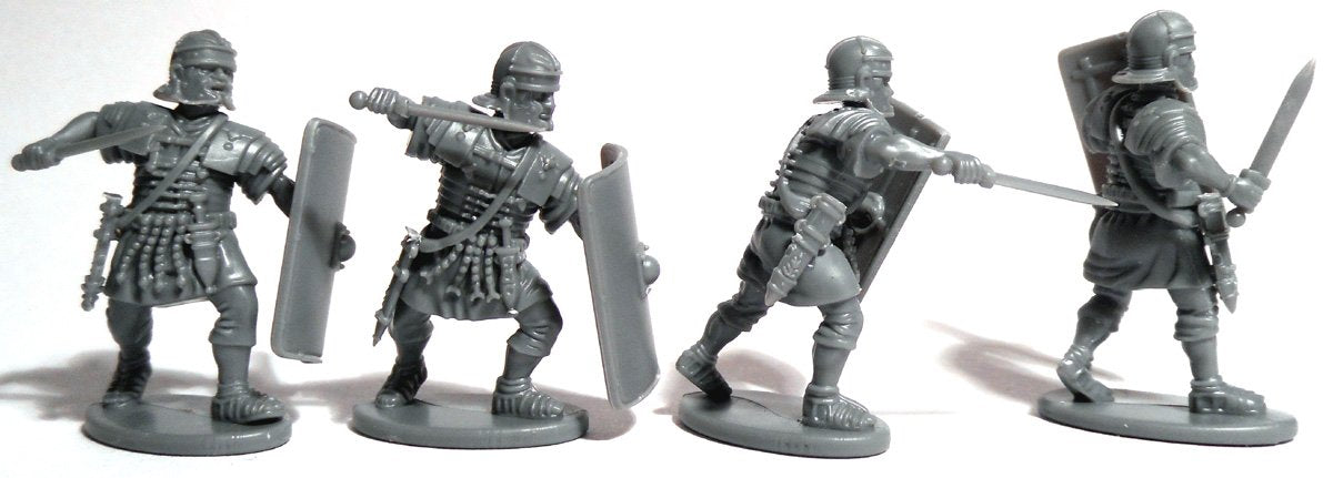 Early Imperial Roman Legionaries Attacking - Victrix - VXA026