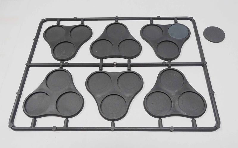 Victrix Plastic Bases Set 9 - Skirmish movement trays for 25mm round bases.