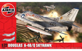 Douglas A-4/Q Skyhawk Airfix 1-7...
